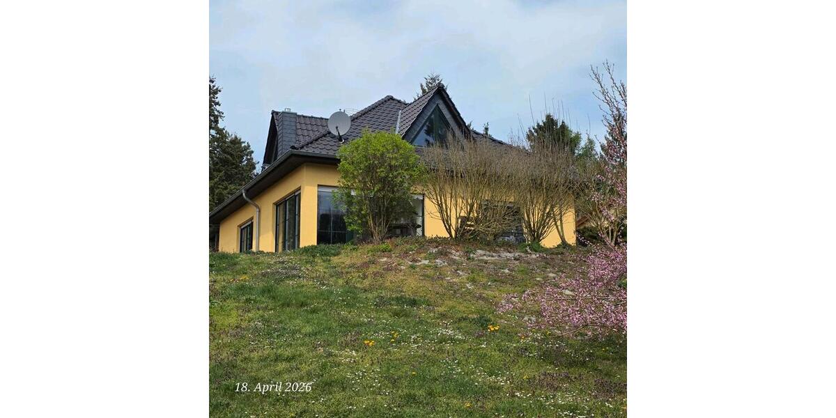 Einfamilienhaus Müncheberg - 8 Zimmer, 320 m&sup2;, 2.600&euro; | Angebot:26666075