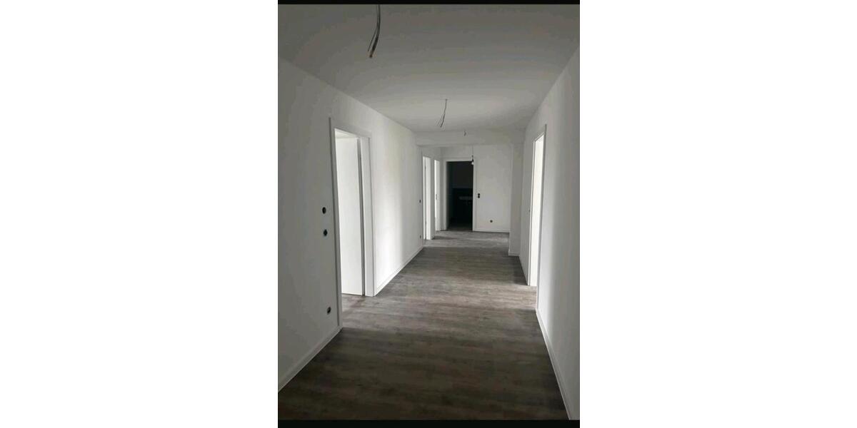 Etagenwohnung Würselen - 5 Zimmer, 125 m&sup2;, 1.550&euro; | Angebot:24727023