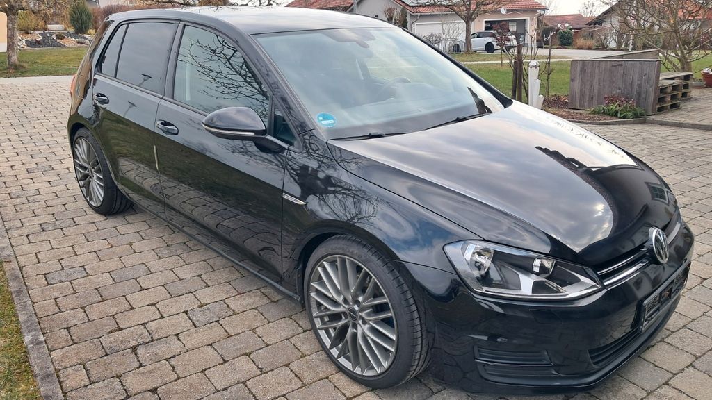 VW Golf 211.756 km 7.200 &euro; Hofkirchen 94544