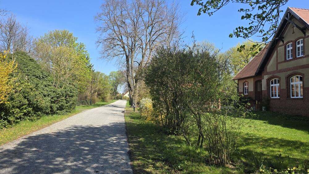 Einfamilienhaus Rietz-Neuendorf / OT Ahrensdorf Ahrensdorf - 97.000&euro; | Angebot:26388119