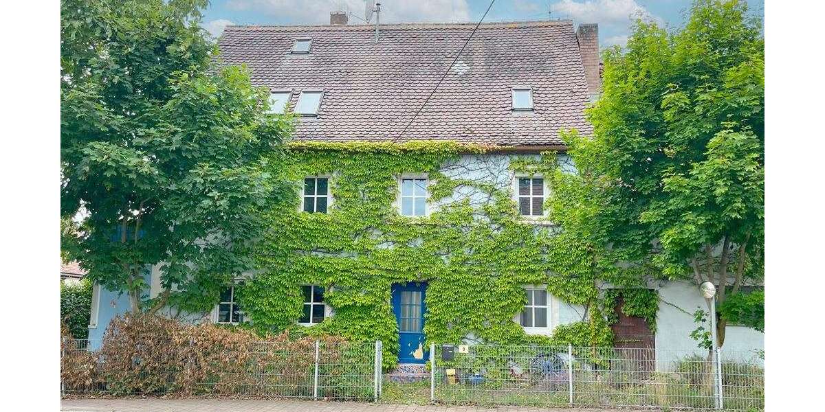 Haus zum Kaufen in Neuhof a d Zenn 251.000 € 195 m² 5 zimmer