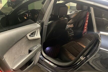 Audi A7 242.000 km 17.000 € Frankfurt 60313