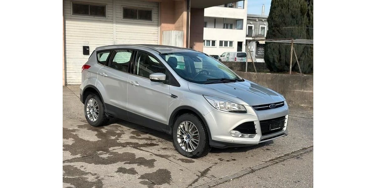 Ford Kuga 151.000 km 8.300 &euro; Augsburg 86179