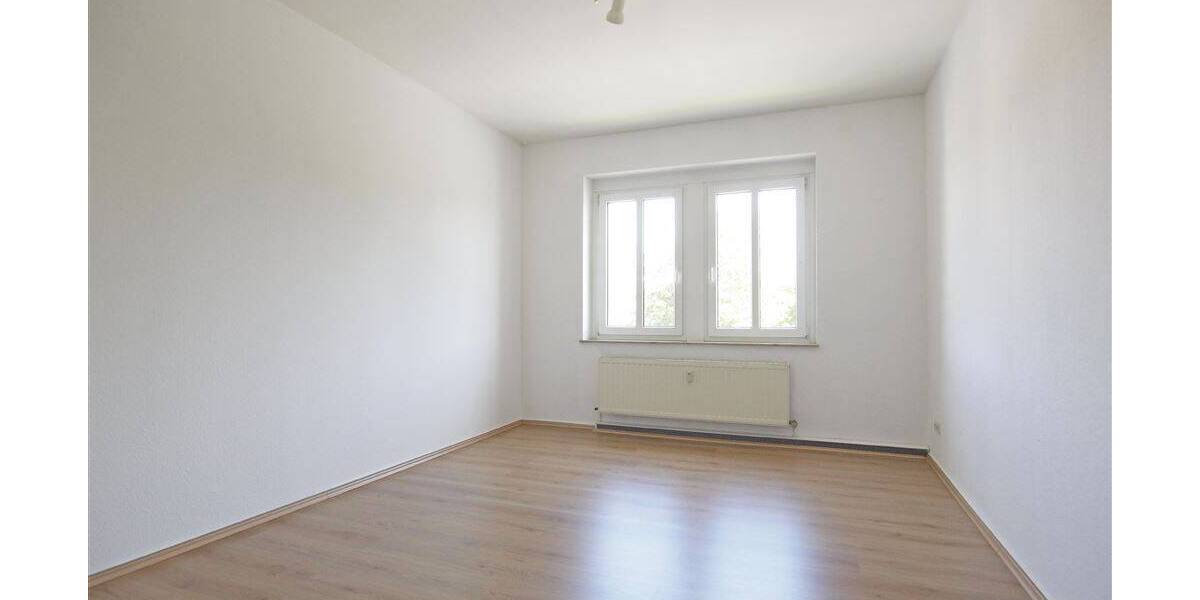 Etagenwohnung Frankenberg - 2 Zimmer, 81 m&sup2;, 399&euro; | Angebot:25821056