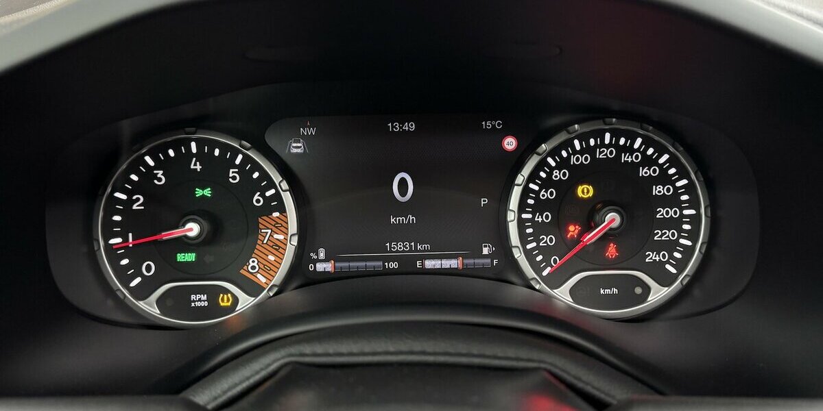 Jeep Renegade 1.5 Mild-Hybrid Limited Panoramadach 15.835 km 21.590 &euro; Lich 35423