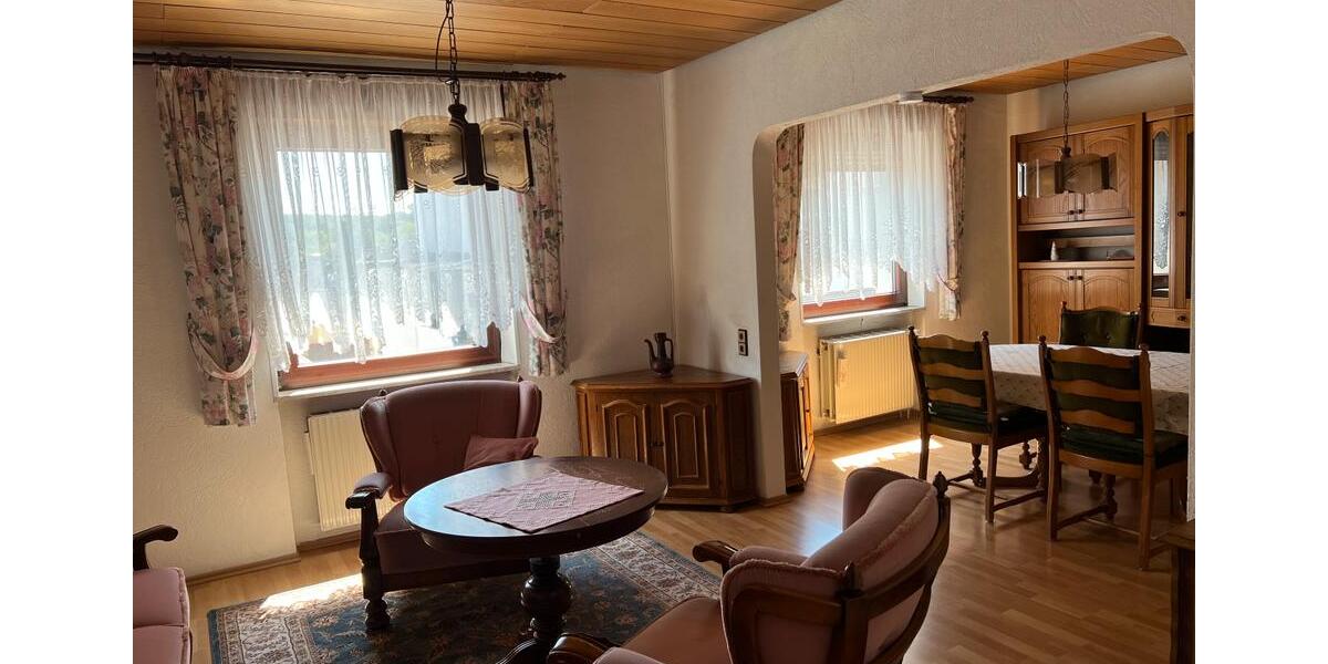 Doppelhaushälfte Saarbrücken West - 7 Zimmer, 145 m&sup2;, 190.000&euro; | Angebot:27030267
