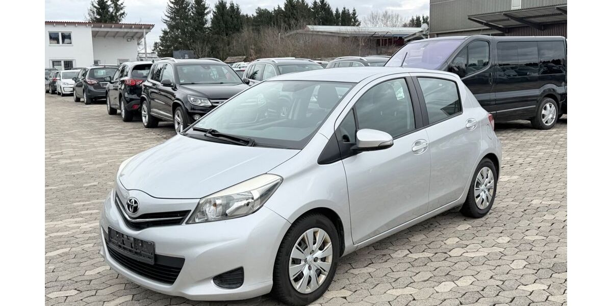 Toyota Yaris 125.700 km 5.950 &euro; Erbach 89155