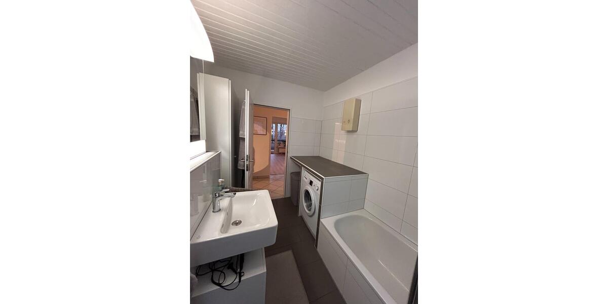 Etagenwohnung Wermelskirchen - 3 Zimmer, 78 m&sup2;, 690&euro; | Angebot:25231624