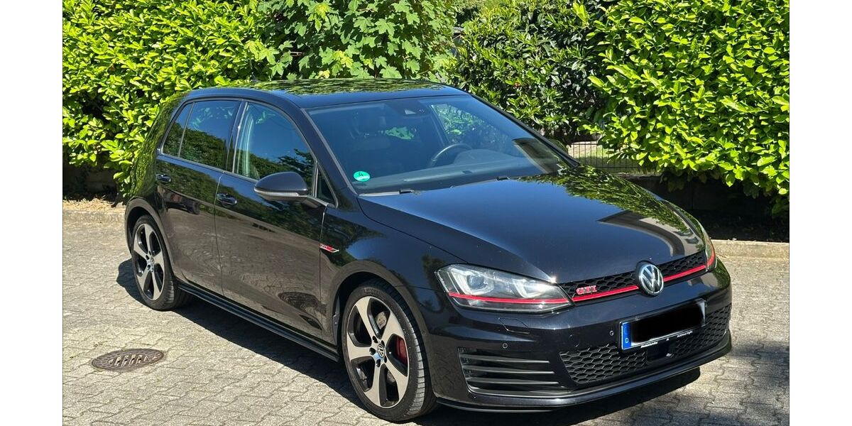 VW Golf 215.000 km 12.900 &euro; Freiburg im Breisgau 79115
