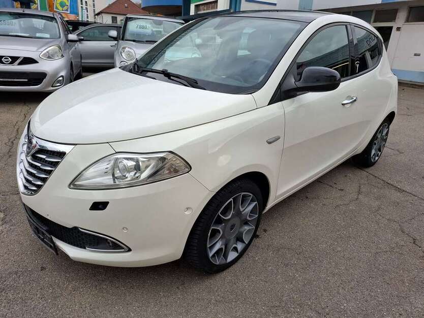 Lancia Ypsilon 119.000 km 7.590 € Neu-Ulm 89231