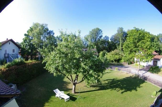 Erdgeschosswohnung mit Garten in Haiming zimmer