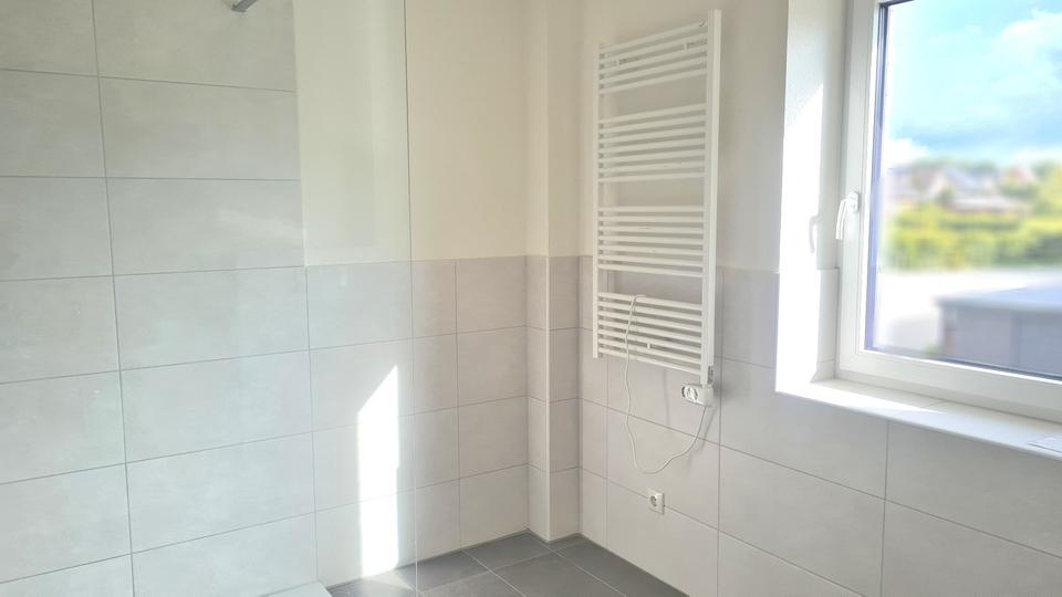 Etagenwohnung Heide - 3 Zimmer, 75 m&sup2;, 895&euro; | Angebot:24937945