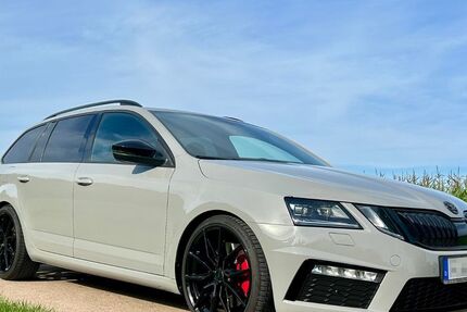 Skoda Octavia 166.000 km 15.700 € Fürth 90768
