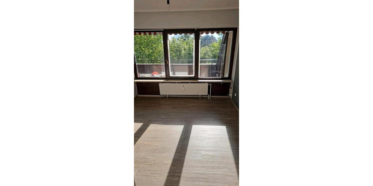 Dachgeschoßwohnung Ellerau - 3 Zimmer, 92 m&sup2;, 275.000&euro; | Angebot:27082825