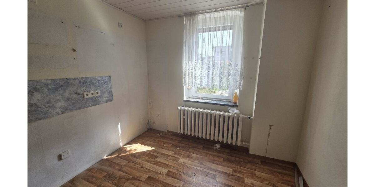 Charmante Doppelhaushälfte mit Potenzial in Limbach-Oberfrohna! - Einfamilienhaus Limbach-Oberfrohna Oberfrohna | Angebot:22510253
