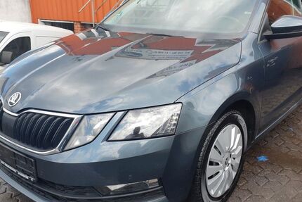 Skoda Octavia 190.000 km 10.990 &euro; Saarlouis 66740