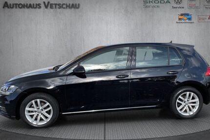 VW Golf 137.400 km 10.990 € Vetschau 03226