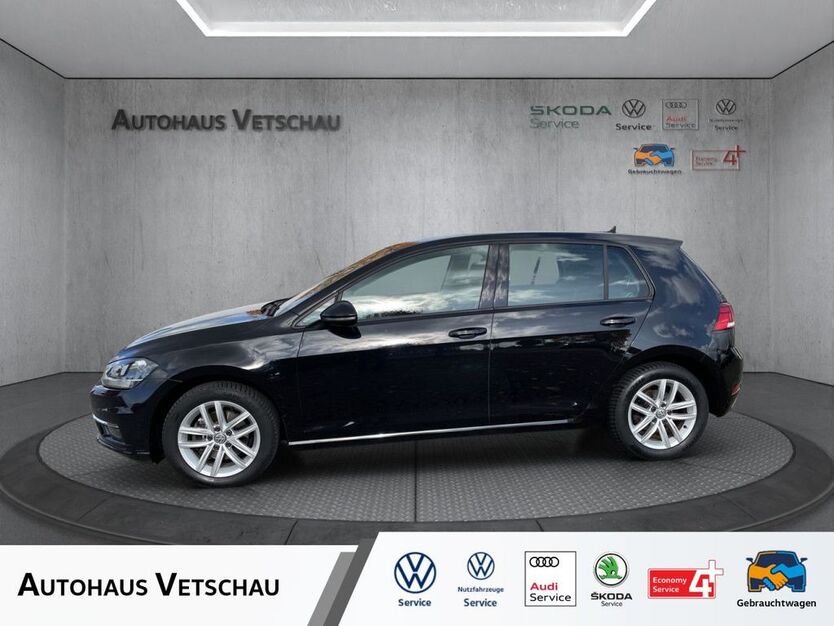 VW Golf 137.400 km 10.990 € Vetschau 03226