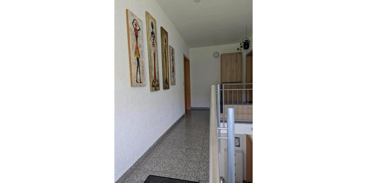 Dachgeschoßwohnung Stadtlauringen - 4 Zimmer, 86 m&sup2;, 199.000&euro; | Angebot:26163919