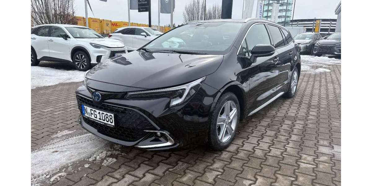 Toyota Corolla 8.990 km 30.490 &euro; Nürnberg 90480