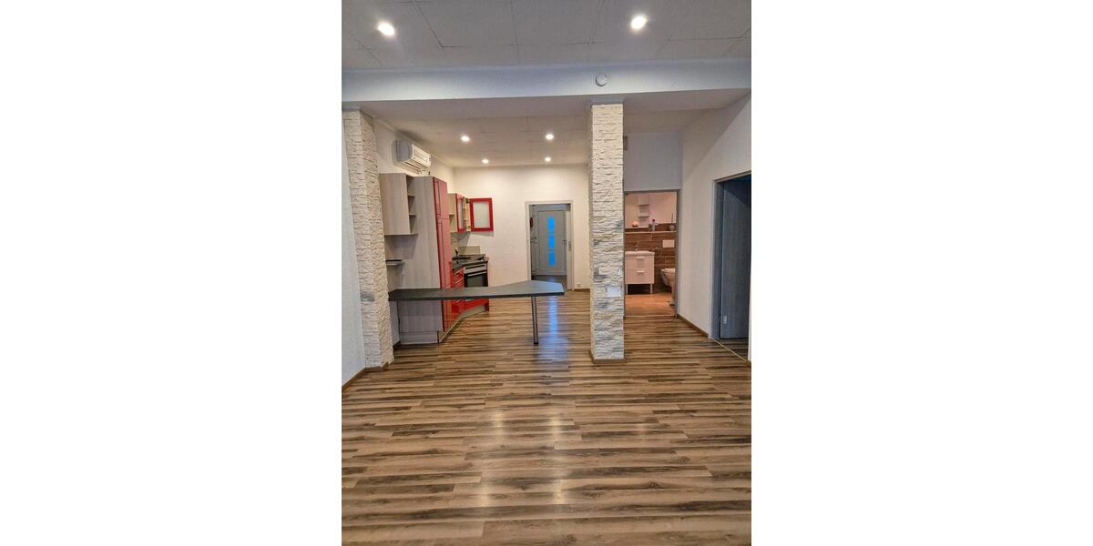 Erdgeschoßwohnung Pressath - 2 Zimmer, 70 m&sup2;, 750&euro; | Angebot:26123340