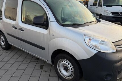Renault Kangoo 123.000 km 7.900 &euro; Peutenhausen / Gachenbach 86565