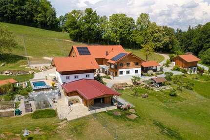 Haus zum Kaufen in Waldkirchen 2.350.000 € 279 m² 7 zimmer