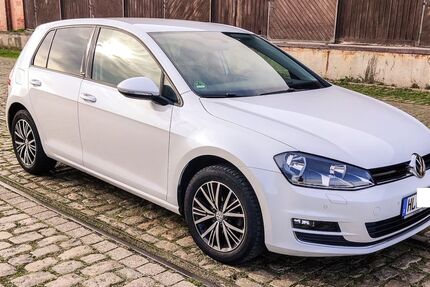 VW Golf 92.000 km 11.499 &euro; Lübeck 23552