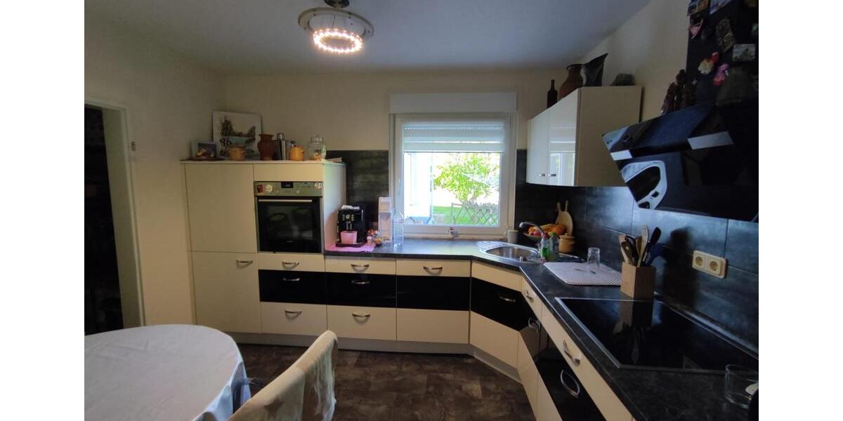 Erdgeschoßwohnung Baumholder - 3 Zimmer, 88 m&sup2;, 160.000&euro; | Angebot:27161601