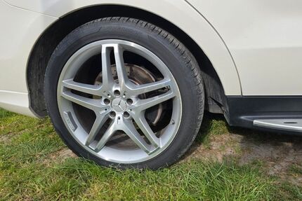 Mercedes-Benz ML 350 299.999 km 16.990 &euro; Mockmuhl 74219