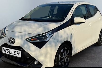 Toyota Aygo (X) 47.230 km 11.680 &euro; Bielefeld 33609