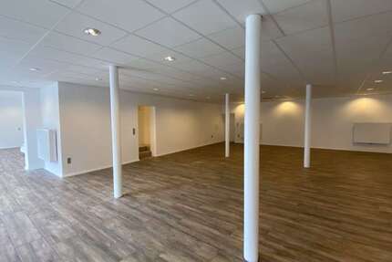 Einzelhandel in Nabburg 990 € 150 m² zimmer