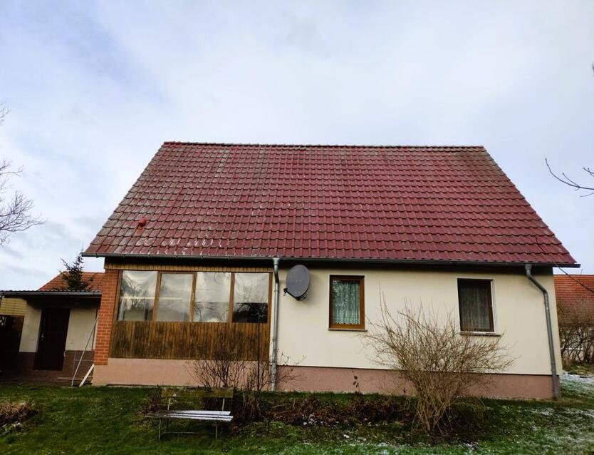 Einziehen und entwickeln – zwei Häuser, ein Preis.