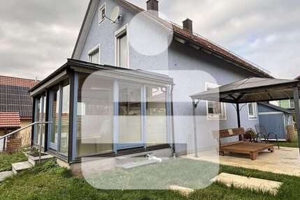 Haus Oberviechtach - 6 Zimmer, 160 m&sup2;, 210.000&euro; | Angebot:25202286