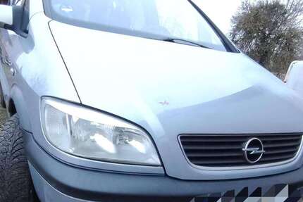 Opel Zafira 268.500 km 1.950 &euro; Höchheim 97633