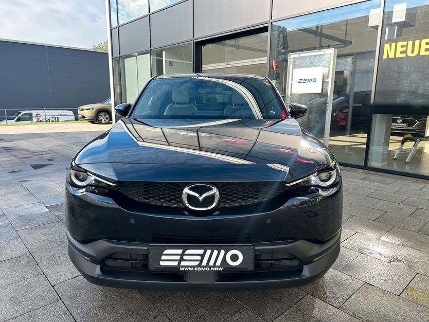 Mazda MX-30 27.618 km 12.900 € Oberhausen 46149