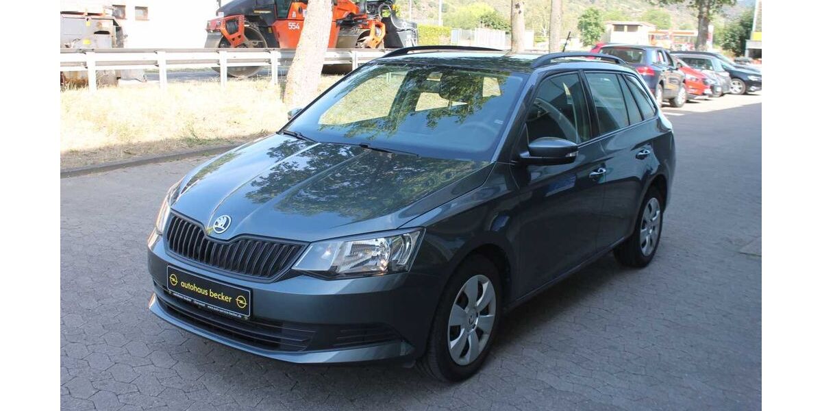 Skoda Fabia 36.500 km 9.990 &euro; Oberwesel 55430