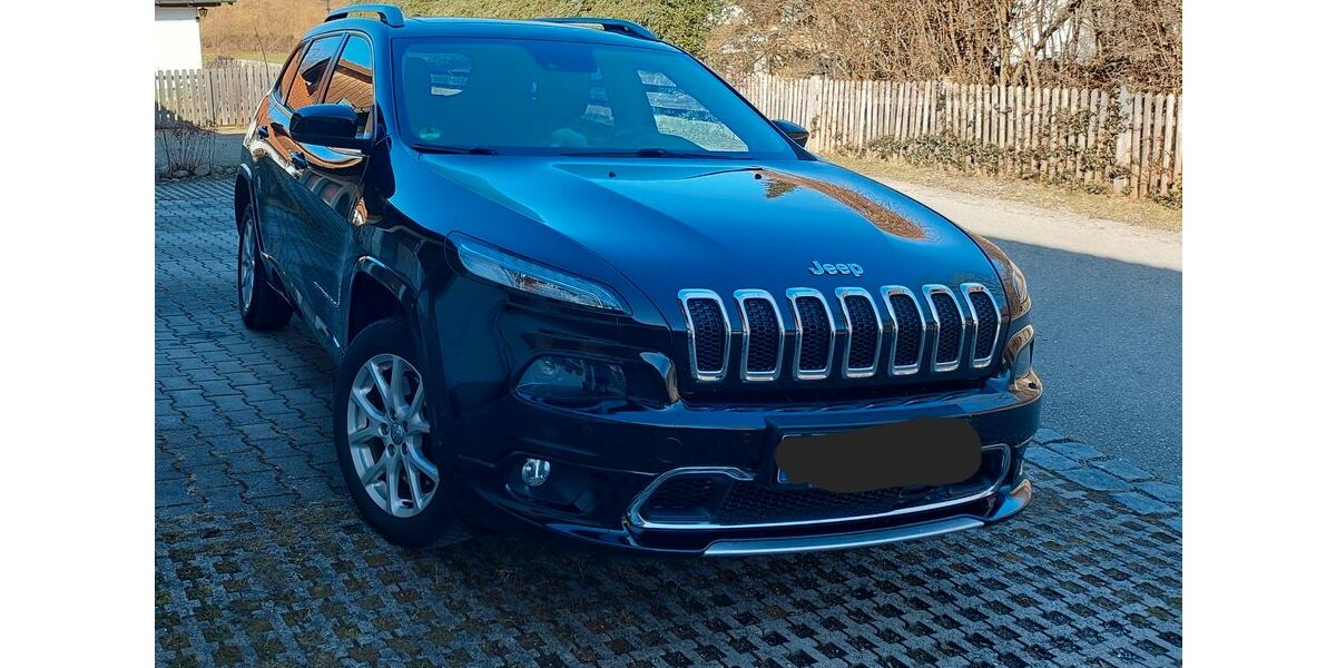 Jeep Cherokee 133.000 km 13.990 &euro; Lenggries 83661
