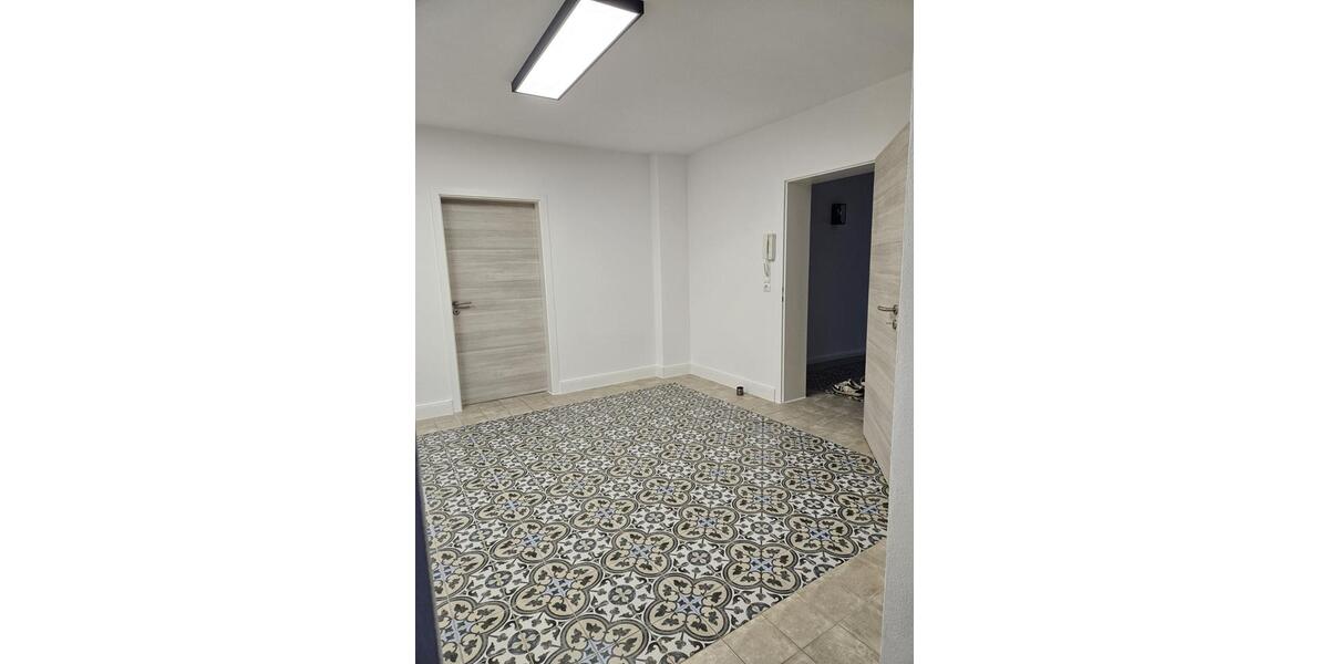 Einfamilienhaus Hundsangen - 6 Zimmer, 200 m&sup2;, 1.400&euro; | Angebot:24751486