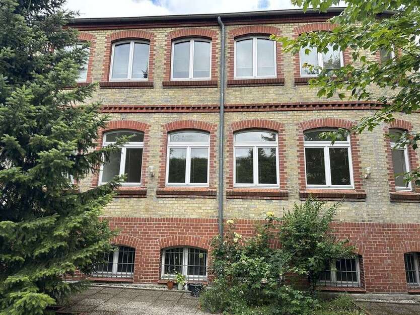 Büro in Berlin-Treptow 698 € 60 m²