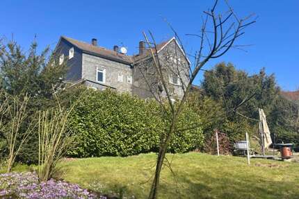 Haus Sprockhövel - 7 Zimmer, 450 m&sup2;, 370.000&euro; | Angebot:26346957