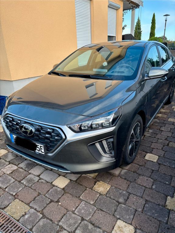 IONIQ