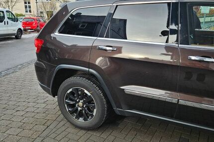 Jeep Grand Cherokee 320.000 km 9.200 &euro; Olpe 57462