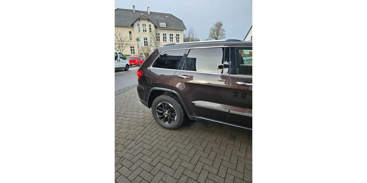 Jeep Grand Cherokee 320.000 km 9.200 &euro; Olpe 57462