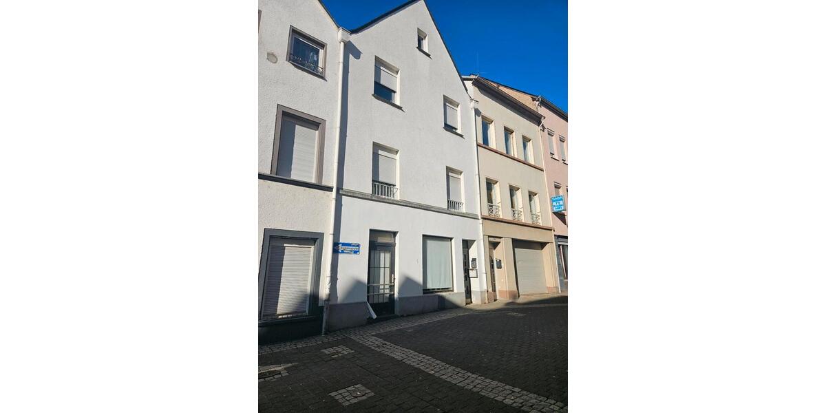 Reihenhaus Bad Breisig - 5 Zimmer, 110 m&sup2;, 220.000&euro; | Angebot:26598173