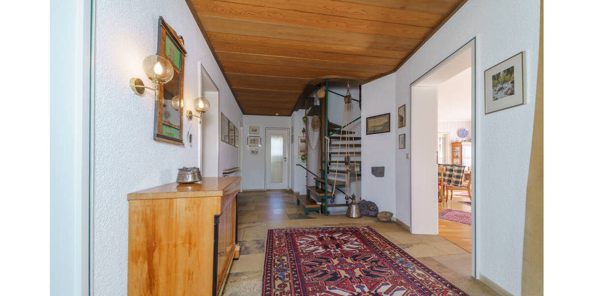 Einfamilienhaus Radolfzell am Bodensee Radolfzell - 7 Zimmer, 196 m&sup2;, 1.250.000&euro; | Angebot:26017656