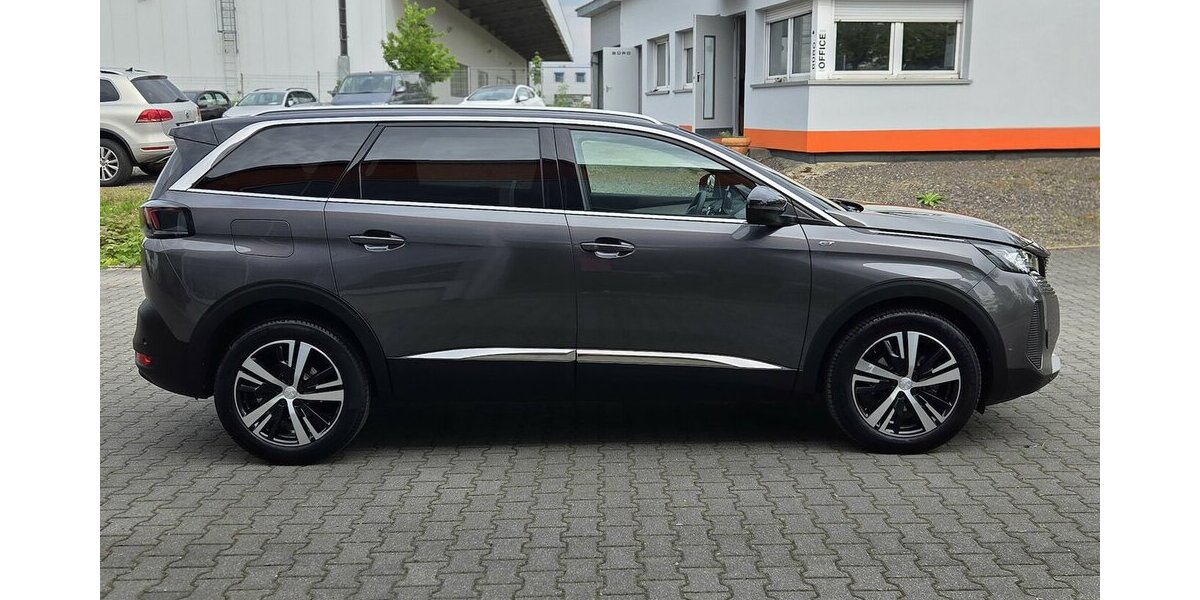 Peugeot 5008 GT 7 Sitze LED Autom. 16.678 km 24.000 &euro; Wilsdruff 01723