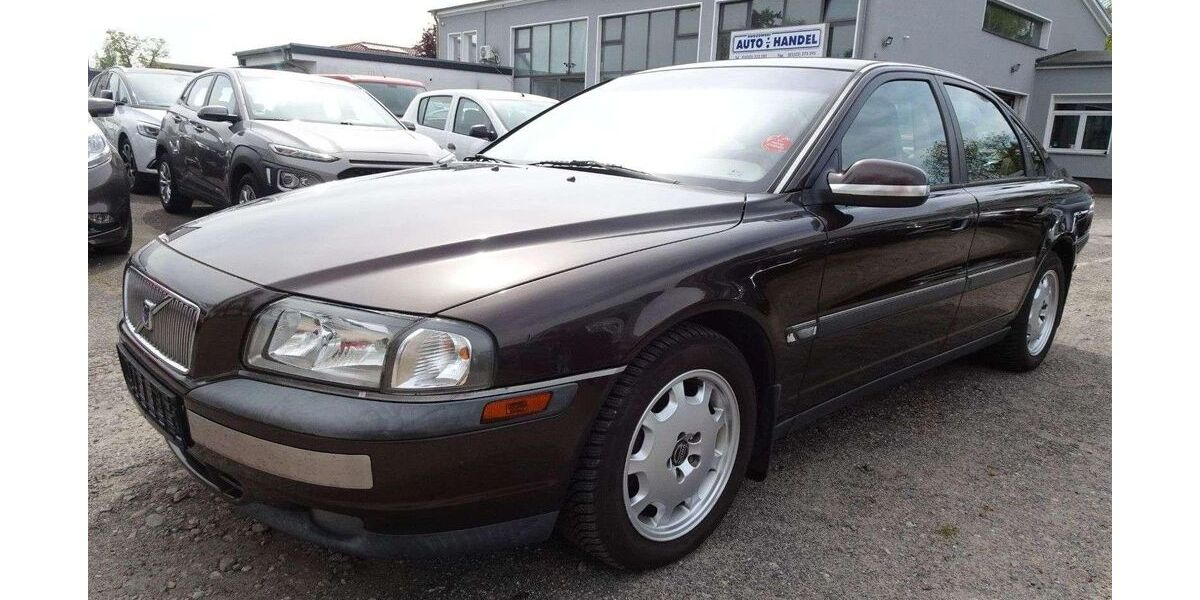 Volvo S80 195.412 km 1.590 &euro; Falkensee 14612
