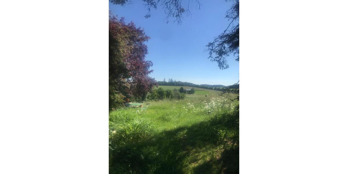 Hof-Wohngemeinschaft im Grünen – 3 gleich große Zi, ca.180 qm 5 zimmer