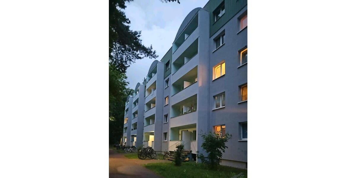 Etagenwohnung Dessau-Roßlau Brambach - 3 Zimmer, 59 m&sup2;, 50.000&euro; | Angebot:27120427